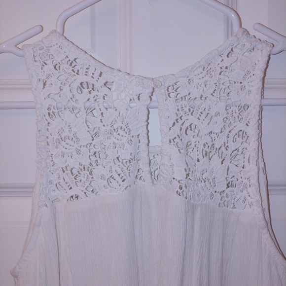 Lace top white shift dress - Picture 3 of 3